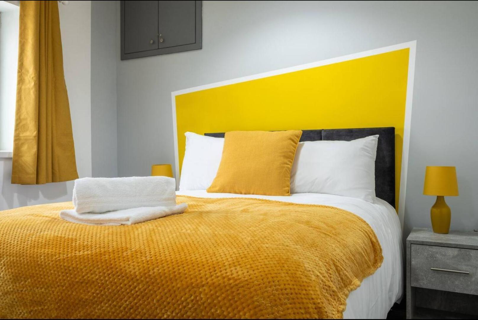 Stunning One Bedroom Apartments Near Shops & Central Cardiff Eksteriør billede